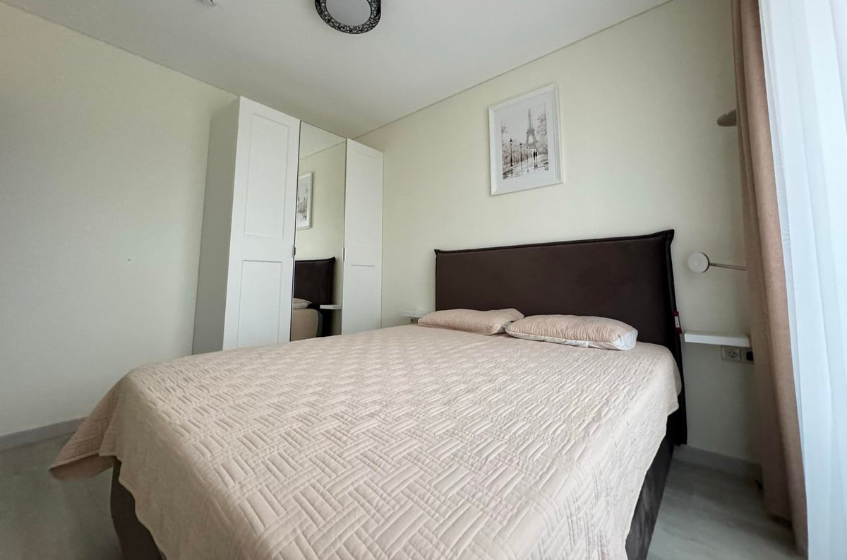 Premium 1-Bedroom Apartment in Vinohrady